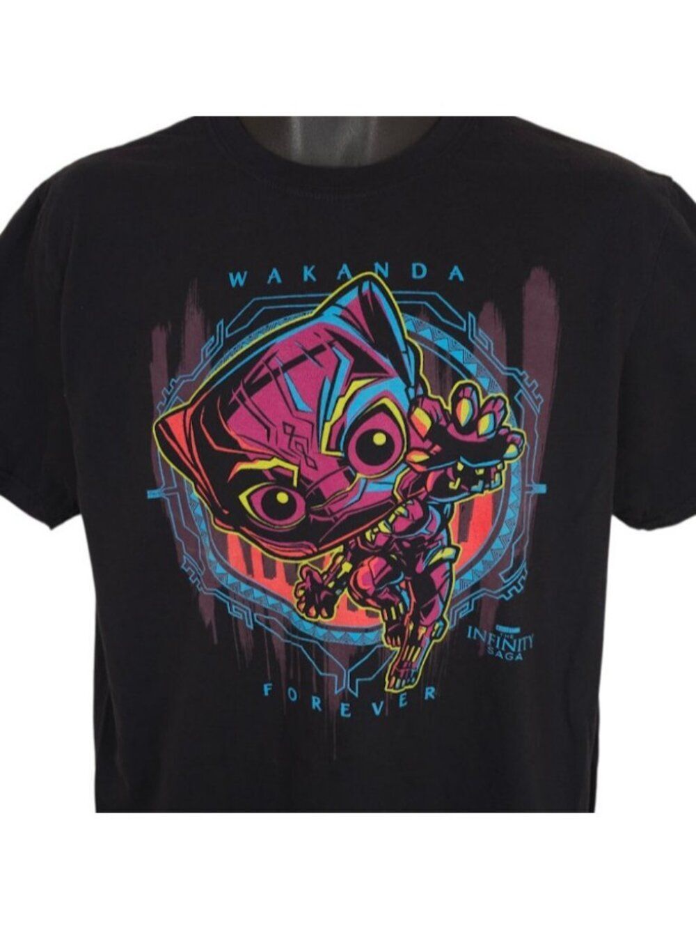Black Panther T Shirt Mens Size Large Black Wakanda Forever The Infinity Saga